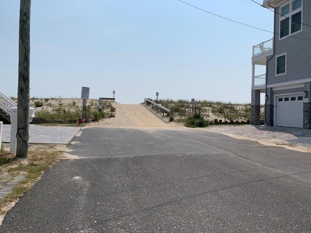 Crown Jewel 17025 Villa Brant Beach Екстериор снимка