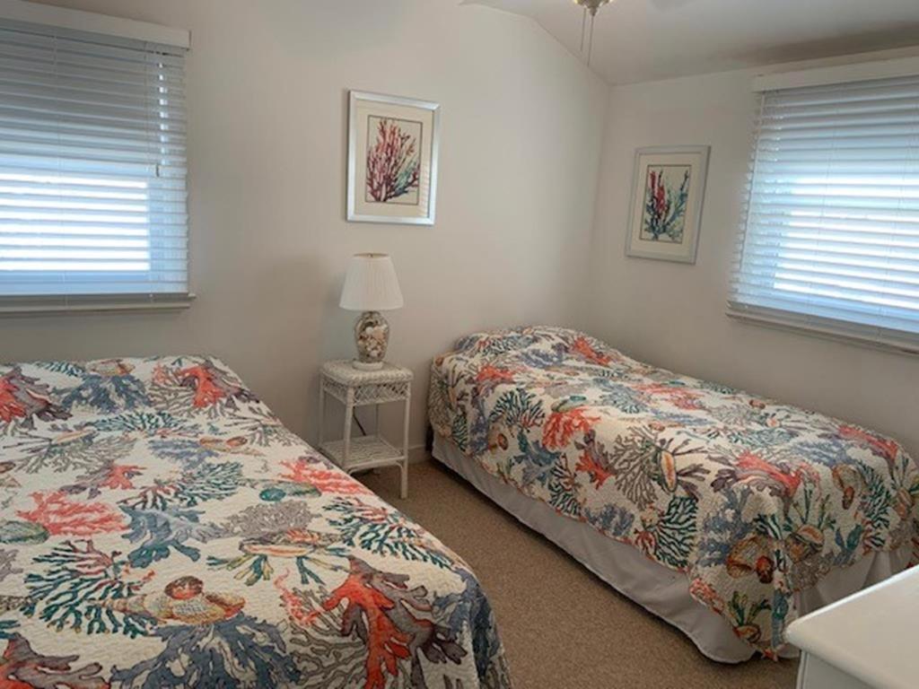 Crown Jewel 17025 Villa Brant Beach Екстериор снимка